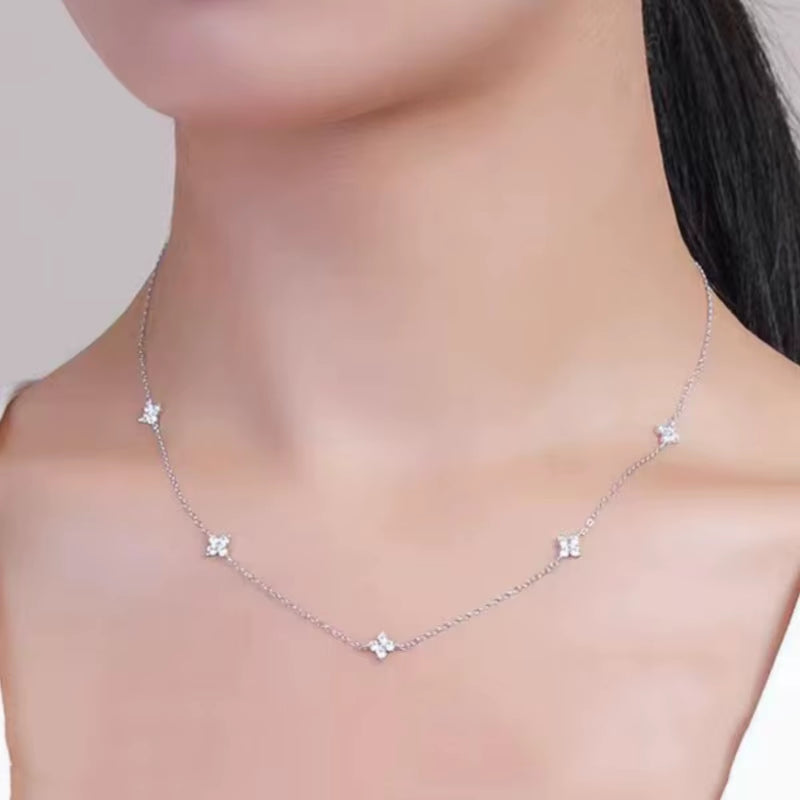 Gorgeous Four-Leaf Flower Inlaid Zircon Chain Necklace for Women Elegant Luckly Choker Party Jewelry Birthday Gifts