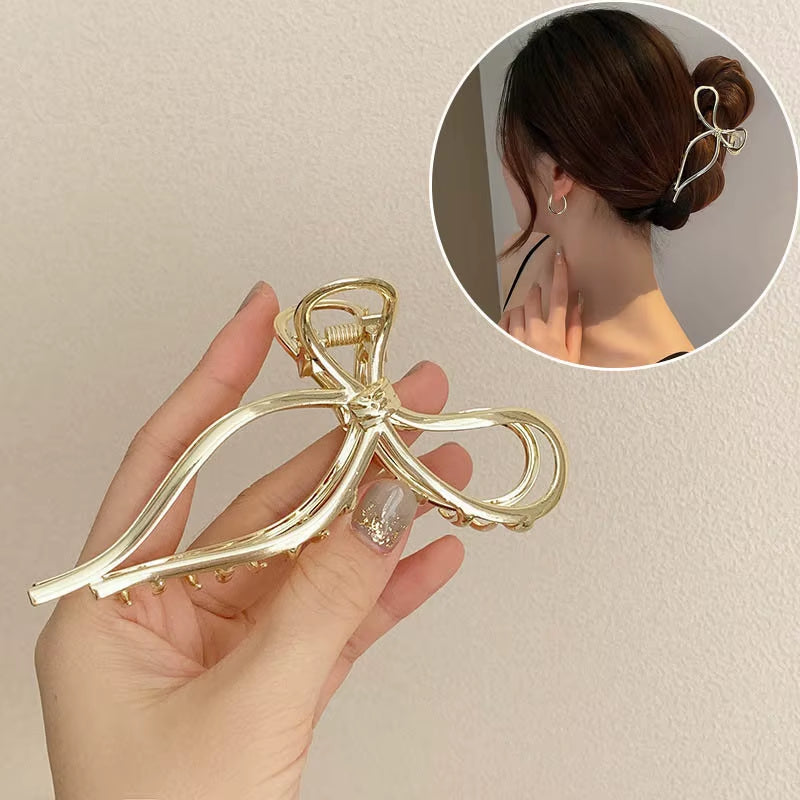 Simple Metal Hollow Out Geometric Hair Claw Ladies Elegant Hair Accessories Cross Crab Bath Clip for Women Fashion Girl Headwear